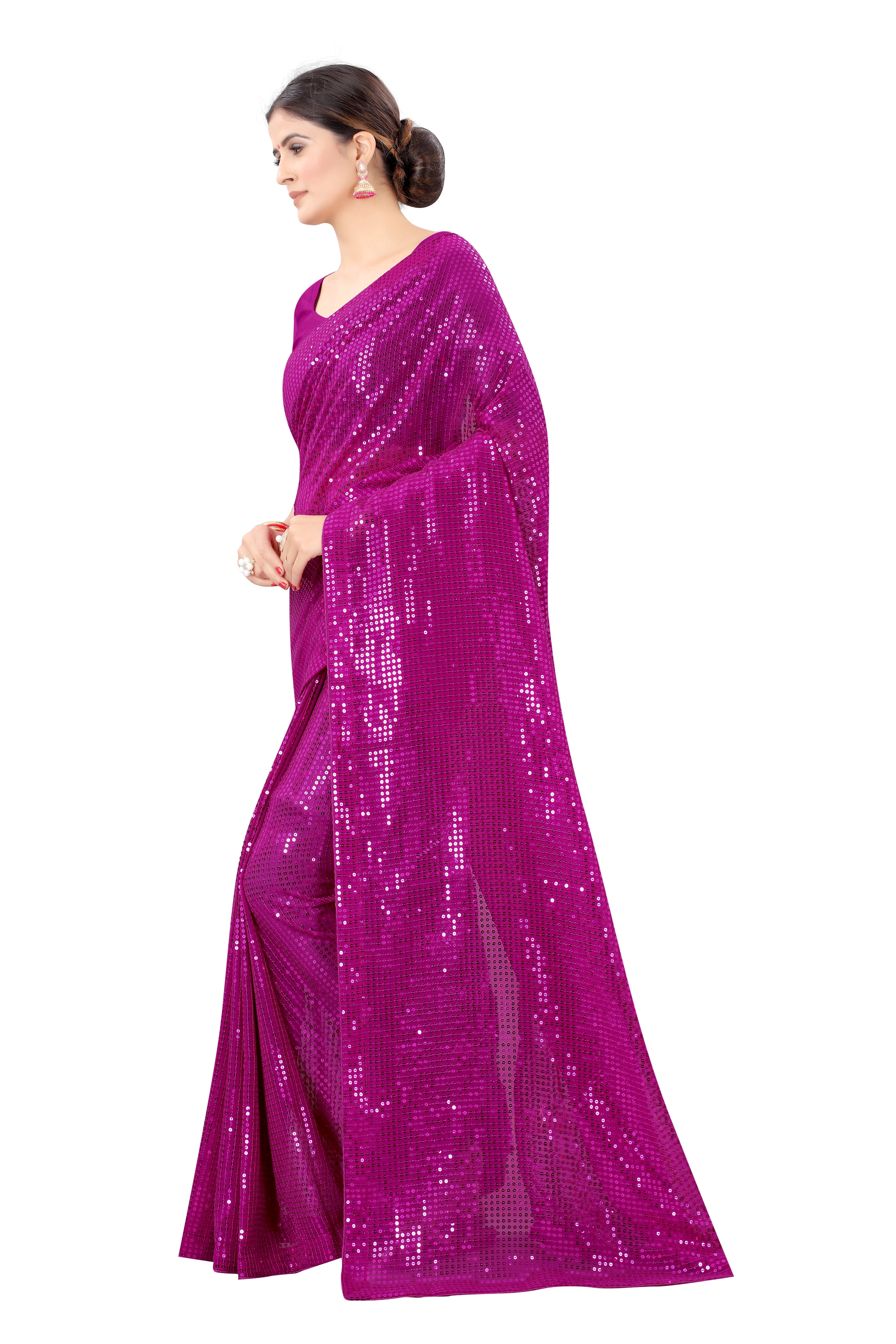 सीक्वेंस वर्क वाली पार्टी वियर डिज़ाइनर साड़ी