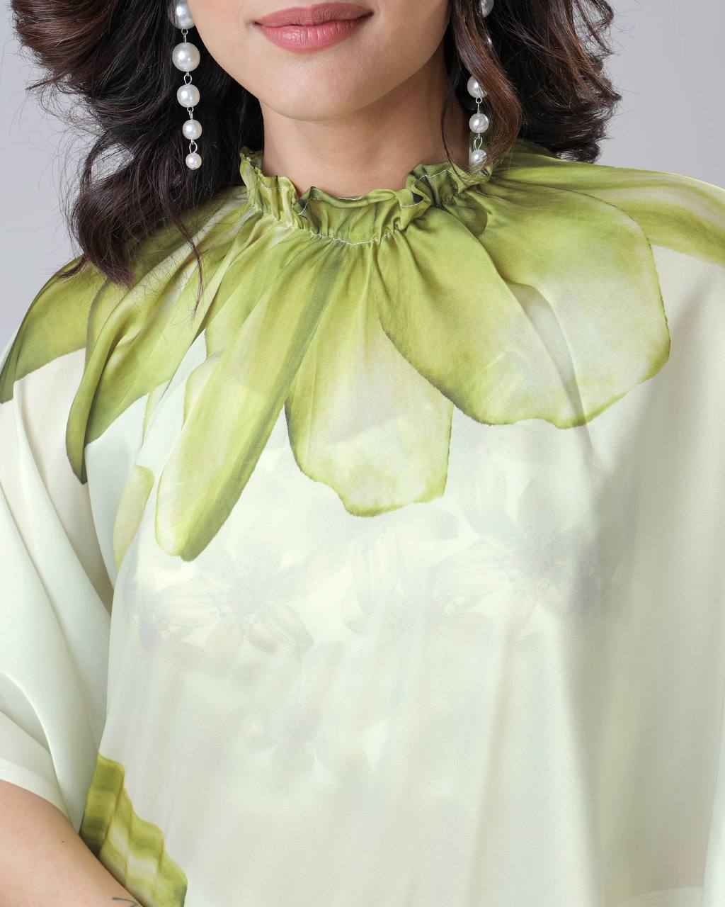 पार्टी वियर लुक हैंड कफ्तान स्टाइल रेडी टू वियर साड़ी