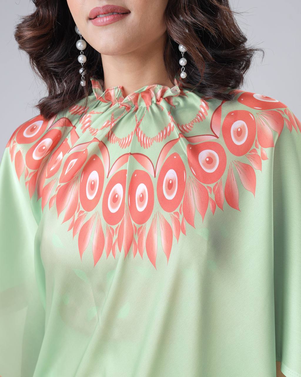 पार्टी वियर लुक हैंड कफ्तान स्टाइल रेडी टू वियर साड़ी