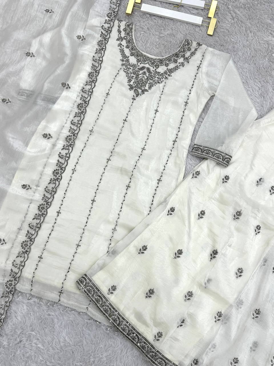 पार्टी वियर डिज़ाइनर टॉप-बॉटम और दुपट्टा