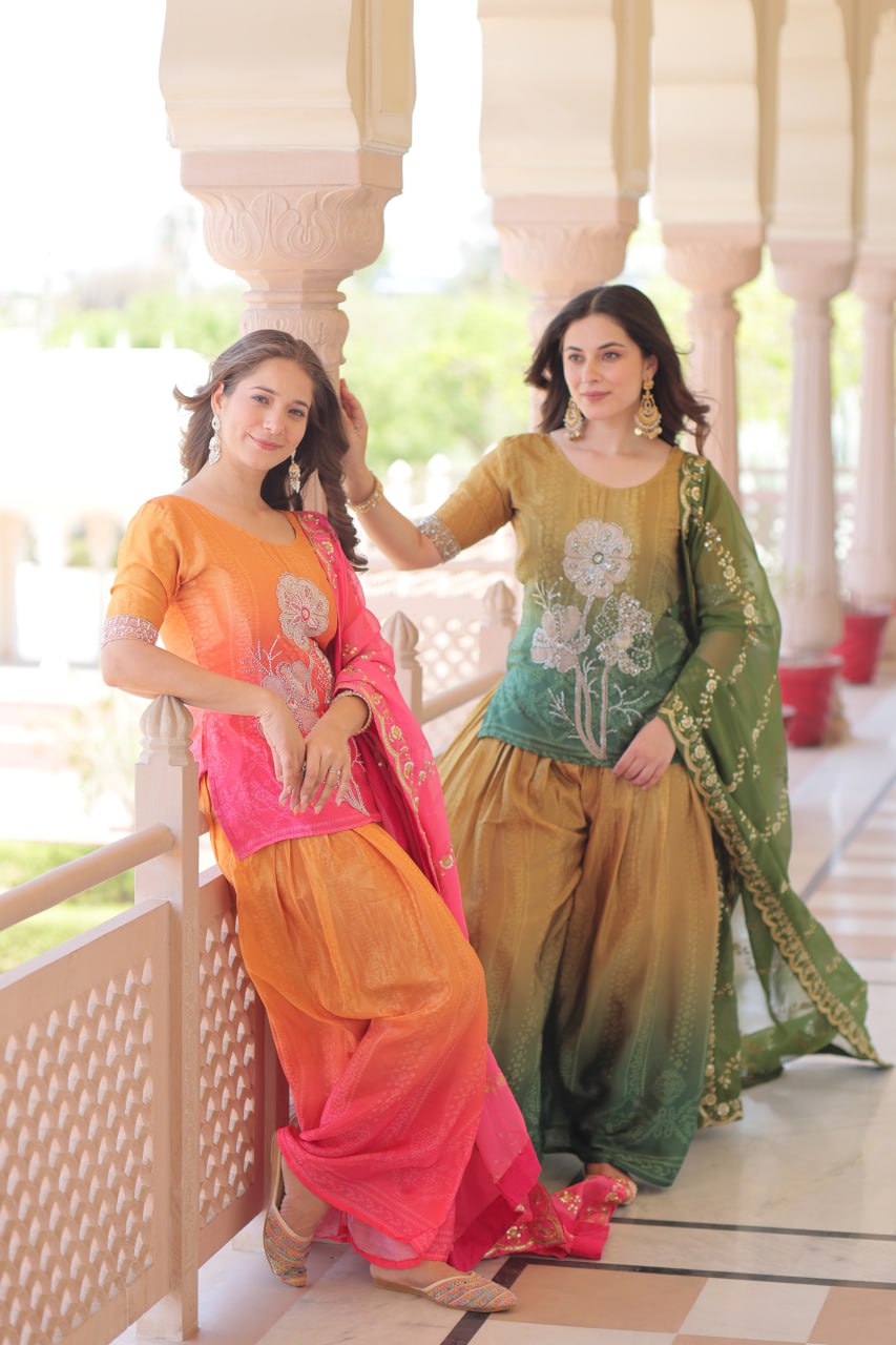 पार्टी वियर लुक खूबसूरत टॉप-बॉटम और दुपट्टा