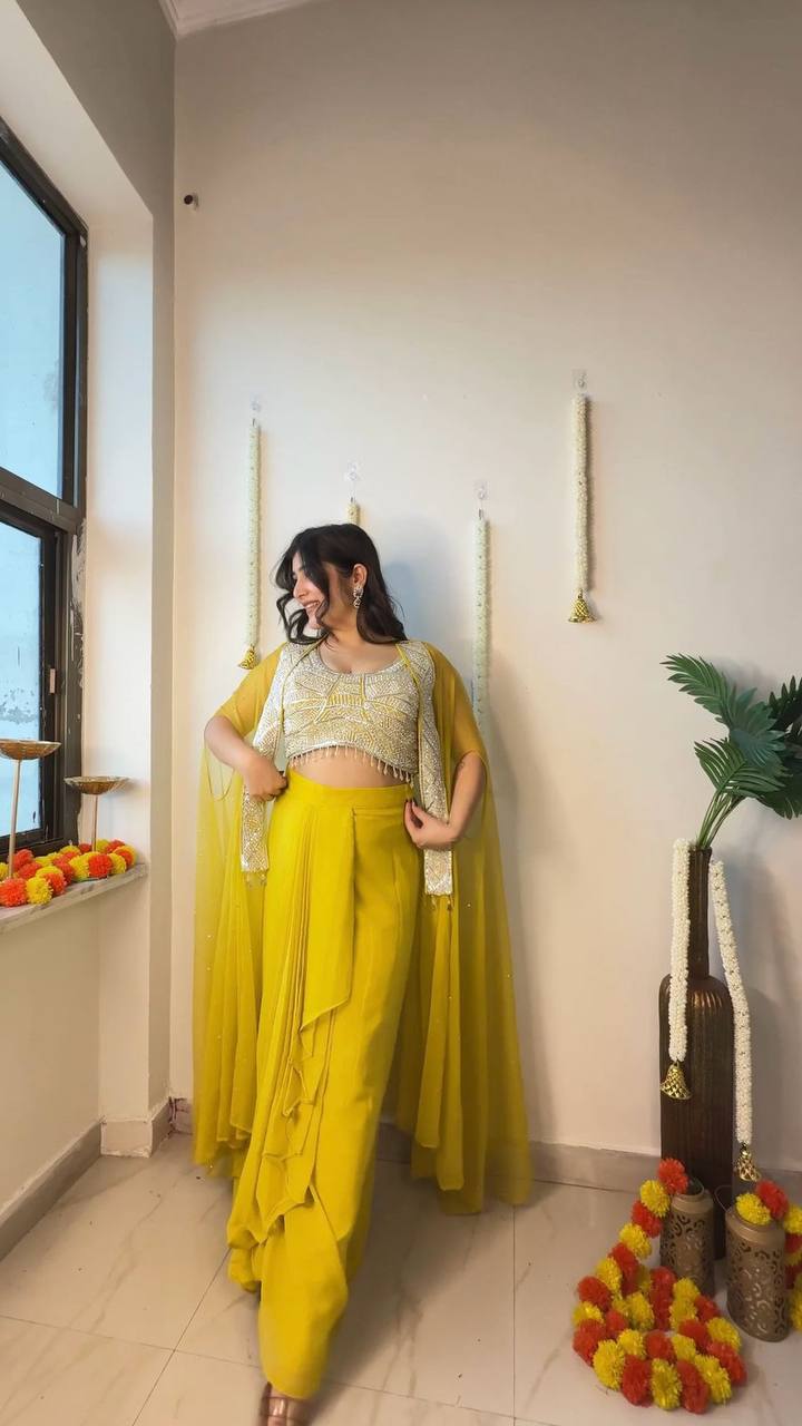 पार्टी वियर डिज़ाइनर थ्री पीस इंडो वेस्टर्न