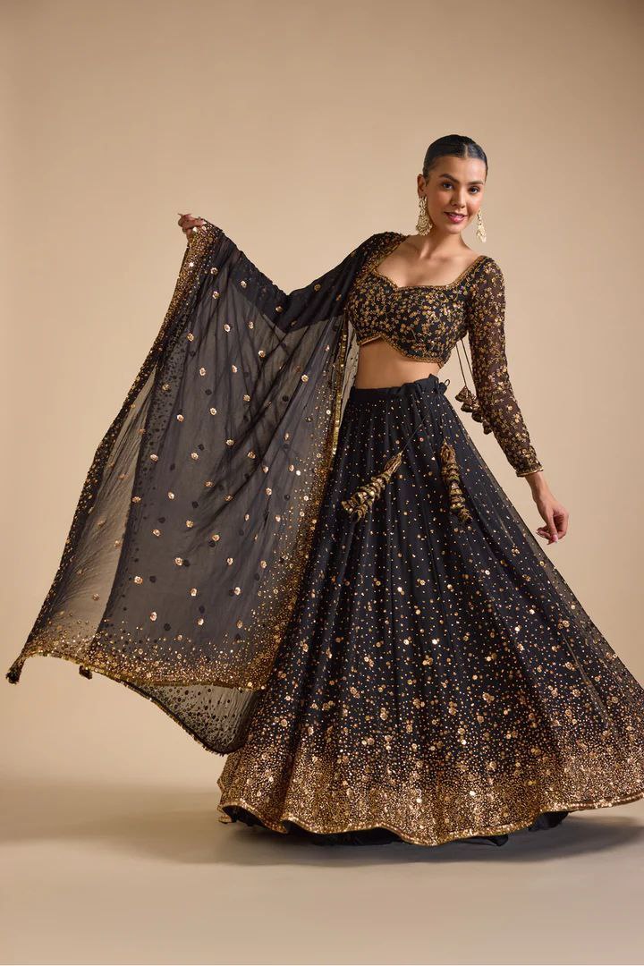 Beautiful Designer Lehenga Choli With Beautiful Embroidery Work