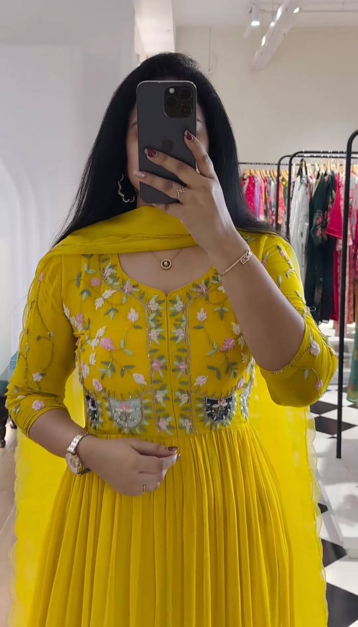 Party Wear Look Gown With Thread And Sequence Work