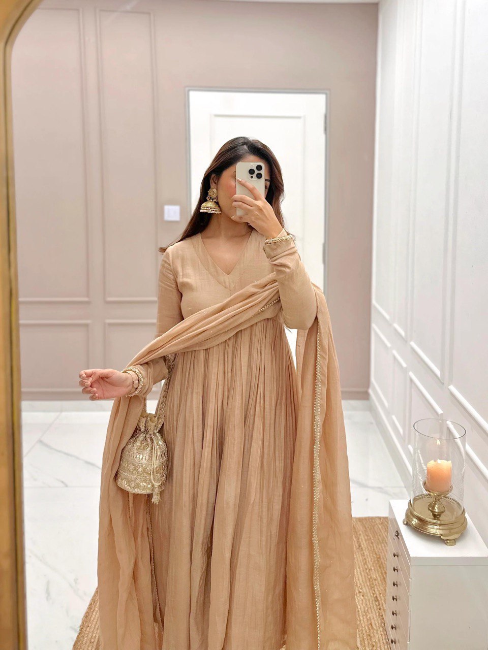 पार्टी वियर लुक खूबसूरत अनारकली गाउन-बॉटम और दुपट्टा