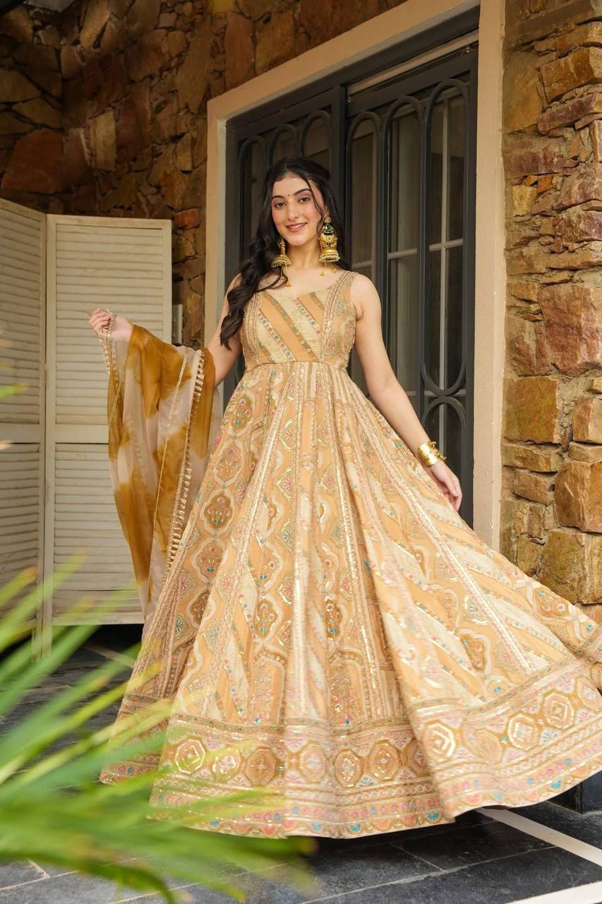 Party Wear Look Designer Gown And Beautiful Dupatta