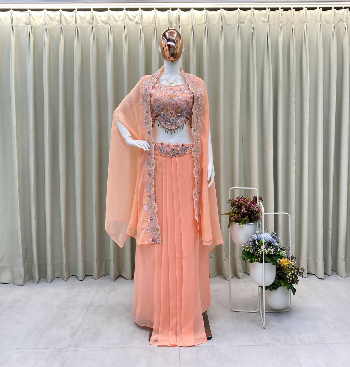 पार्टी वियर लुक: खूबसूरत ब्लाउज, स्कर्ट और कोटी