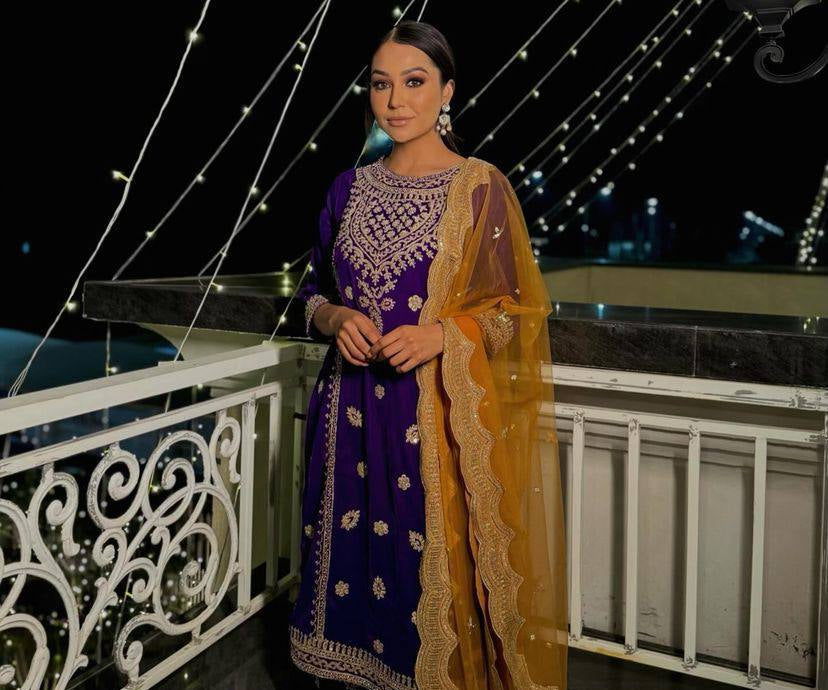 पार्टी वियर लुक डिज़ाइनर टॉप और बॉटम दुपट्टे के साथ