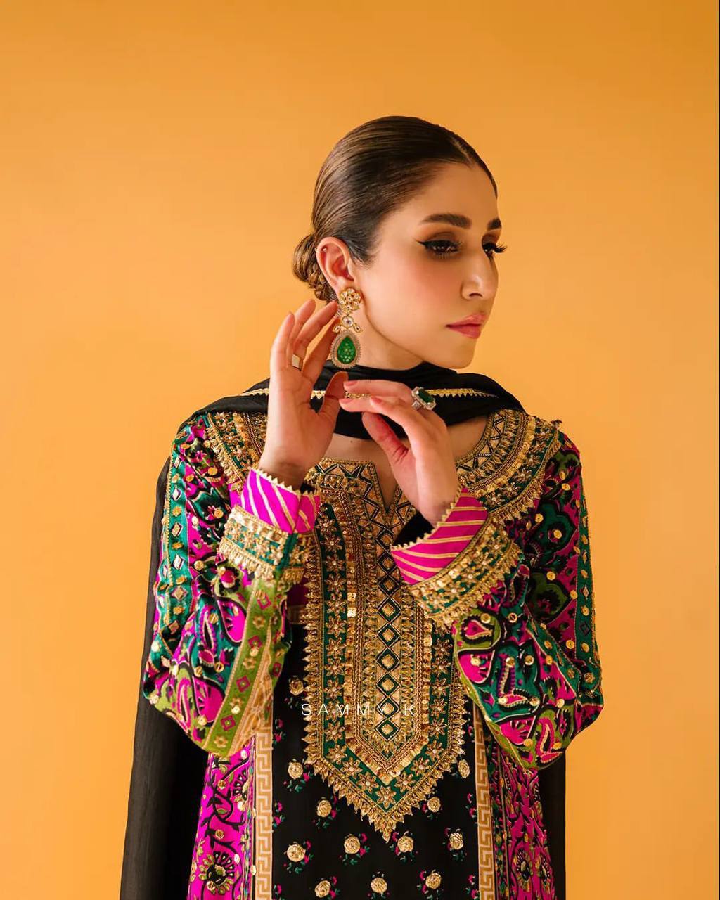 पार्टी वियर डिज़ाइनर लुक टॉप और बॉटम दुपट्टे के साथ