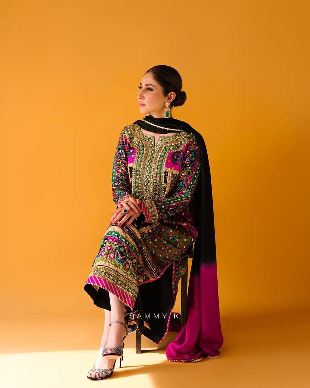 पार्टी वियर डिज़ाइनर लुक टॉप और बॉटम दुपट्टे के साथ