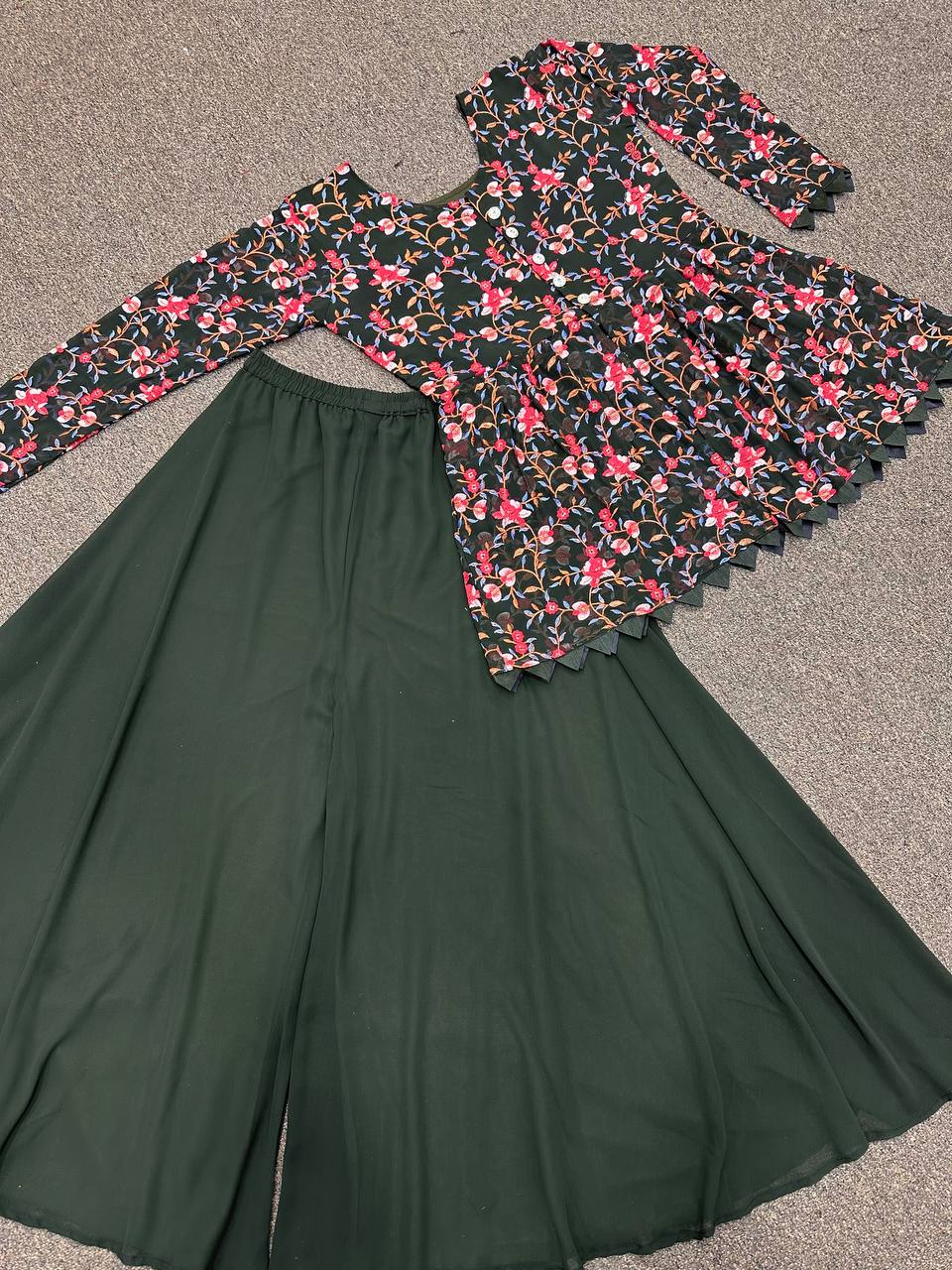 Beautiful Top-Bottom With Fancy Embroidery Thread And Sequins Work