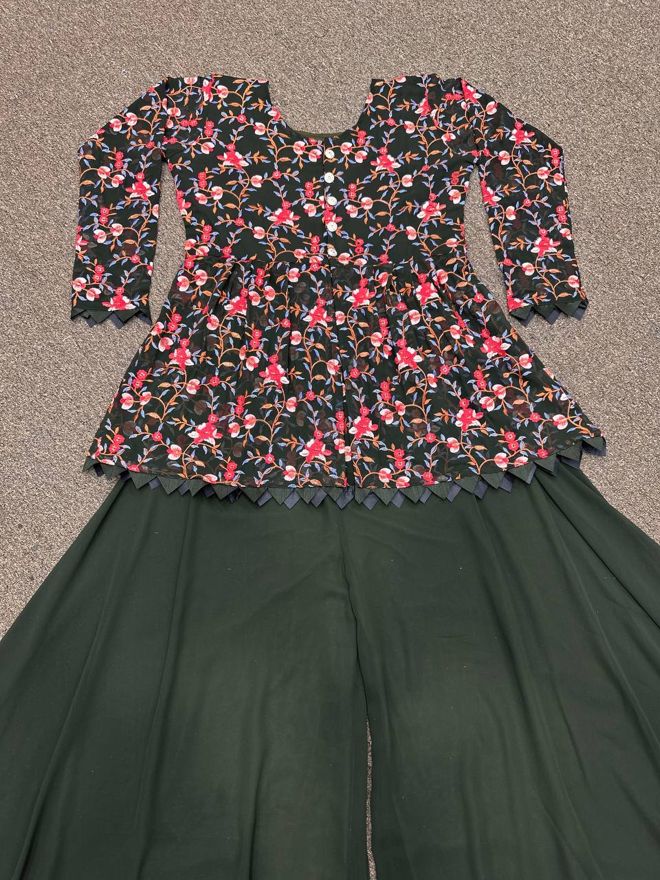 Beautiful Top-Bottom With Fancy Embroidery Thread And Sequins Work