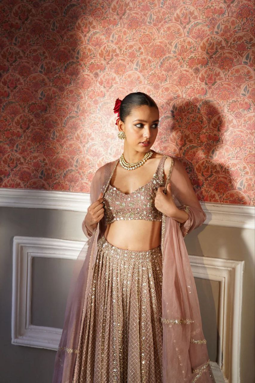 Beautiful Most Trending Lehenga Choli With Thread Embroidery