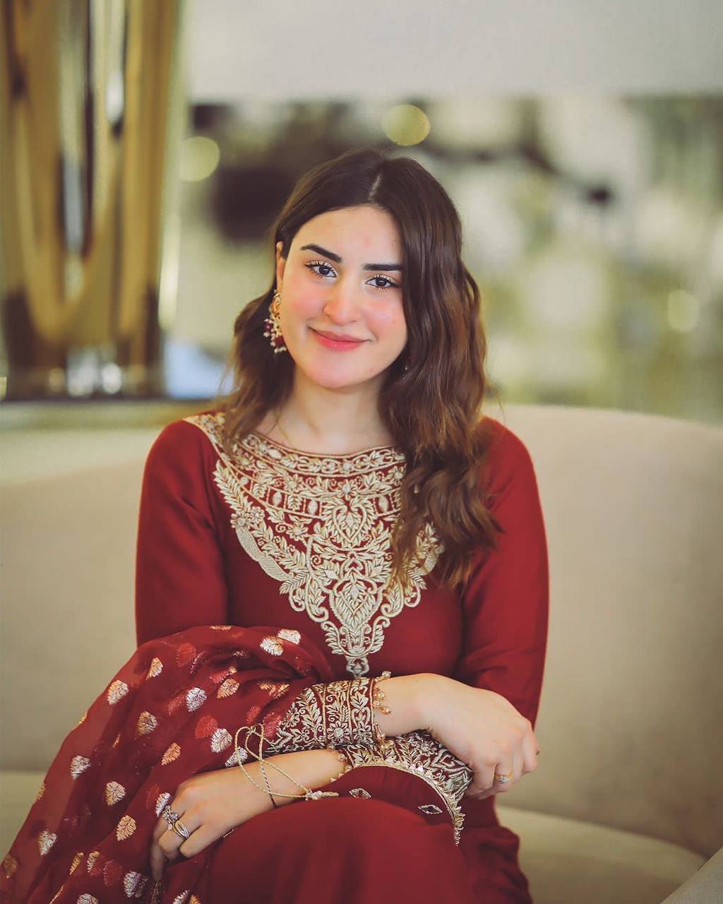 पार्टी वियर लुक डिज़ाइनर टॉप और बॉटम दुपट्टे के साथ