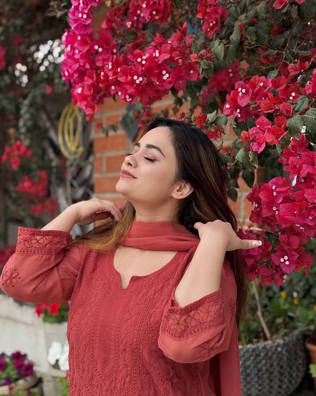 पार्टी वियर लुक टॉप-बॉटम और दुपट्टा