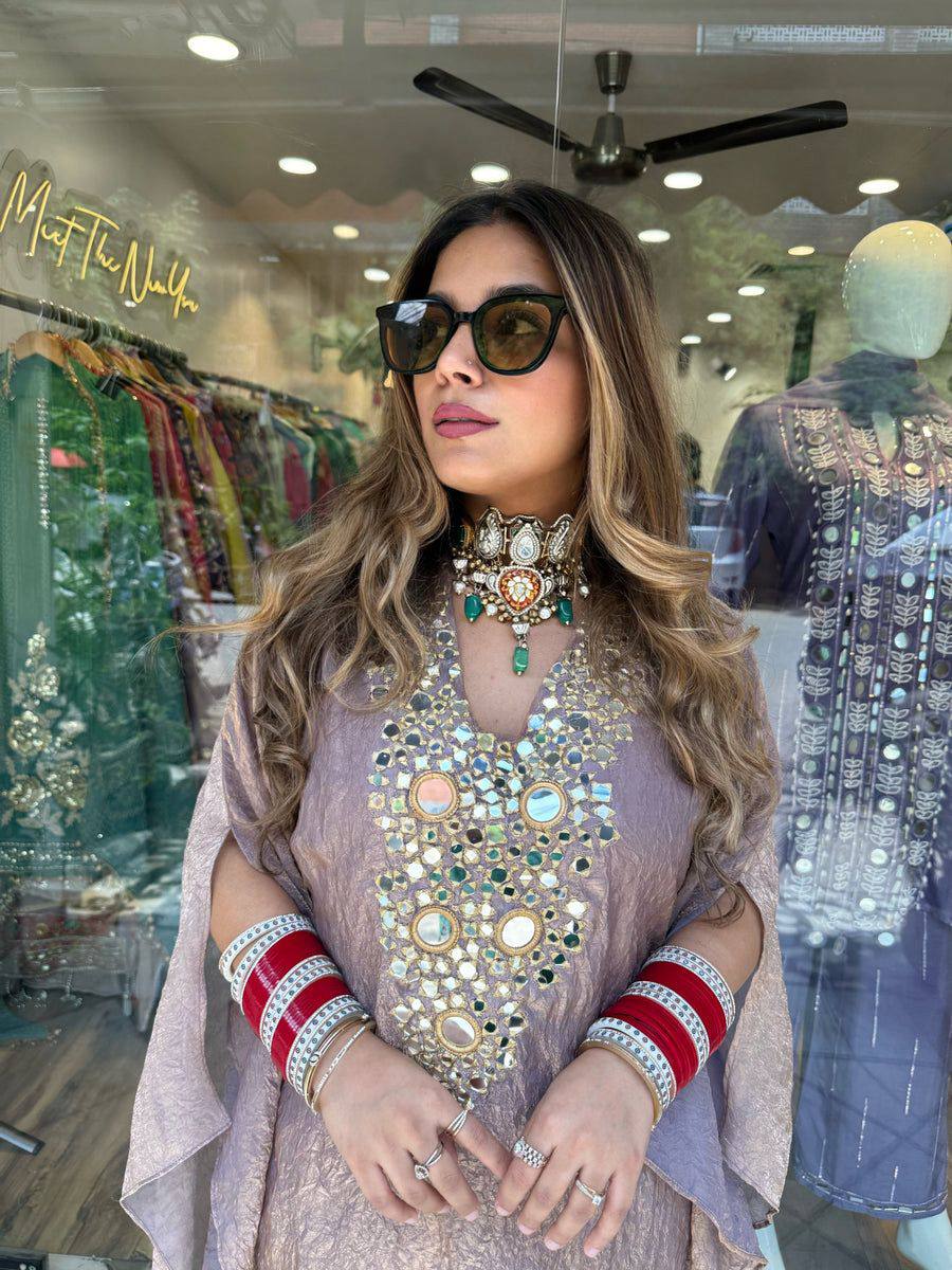 पार्टी वियर लुक: रियल मिरर वर्क के साथ खूबसूरत टॉप और बॉटम