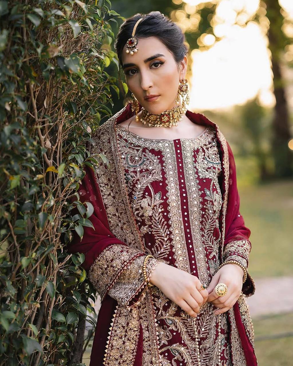 डिज़ाइनर पार्टी वियर लुक टॉप-प्लाज़ो और दुपट्टा हैवी एम्ब्रॉयडरी वर्क के साथ