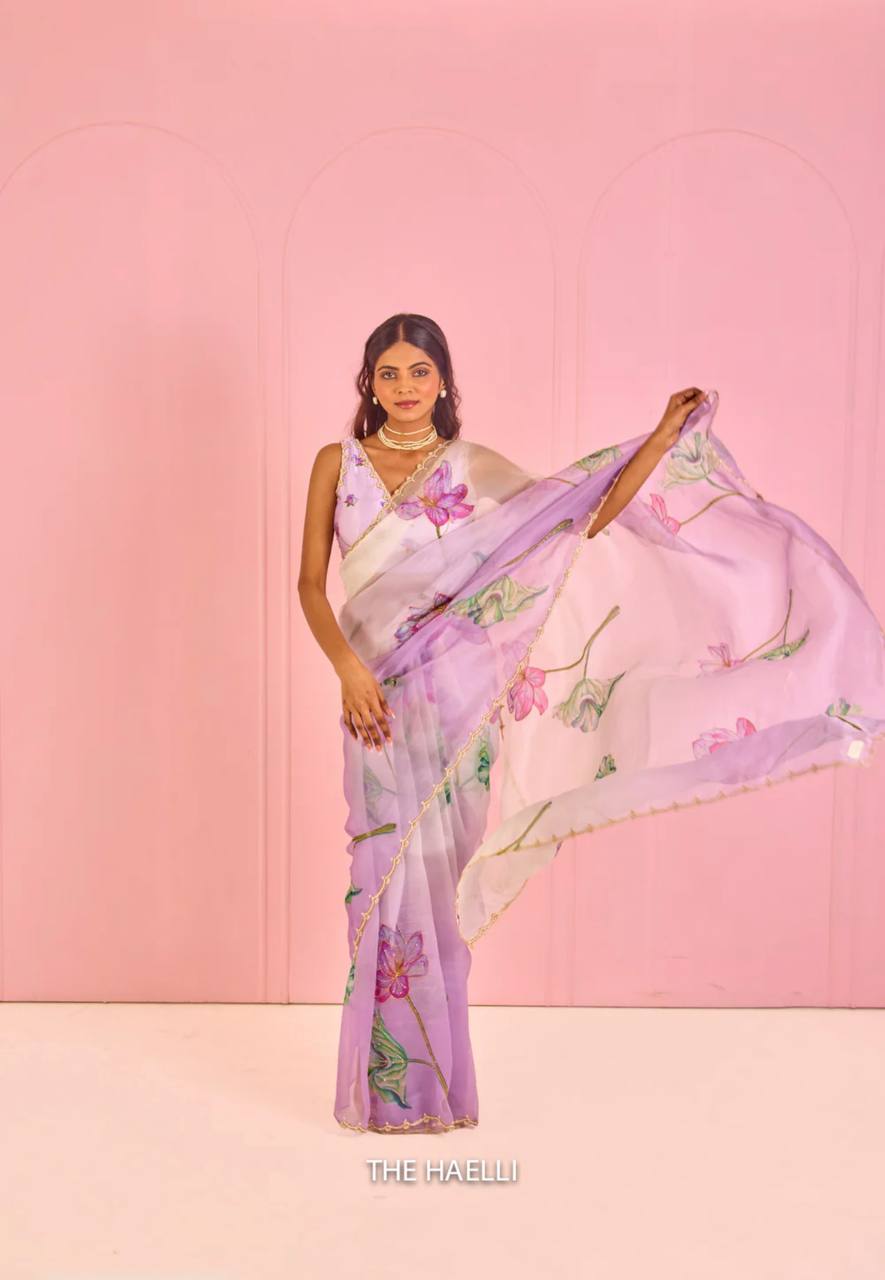 Beautiful Party Wear Saree With Floral Print