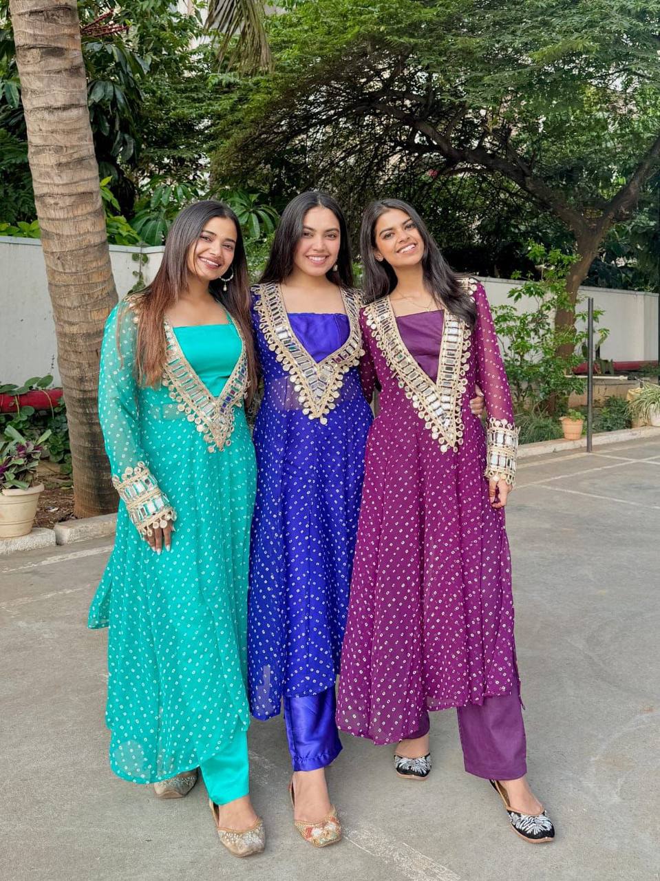 पार्टी वियर डिज़ाइनर टॉप-बॉटम और दुपट्टा