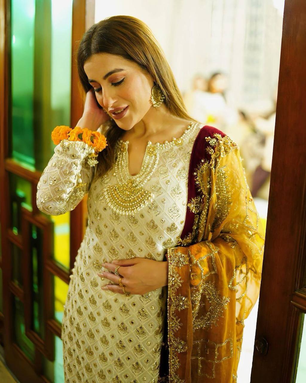 पार्टी वियर डिज़ाइनर टॉप और बॉटम दुपट्टे के साथ