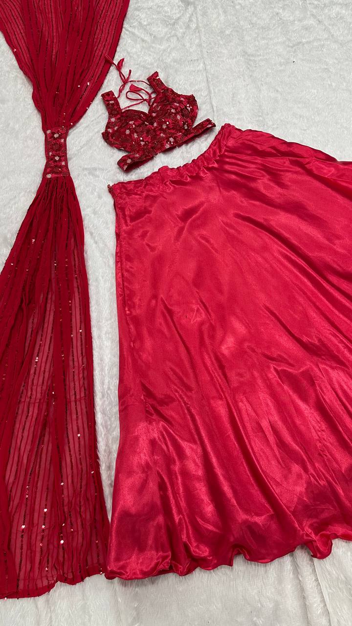 पार्टी वियर डिज़ाइनर लहंगा चोली खूबसूरत दुपट्टे के साथ