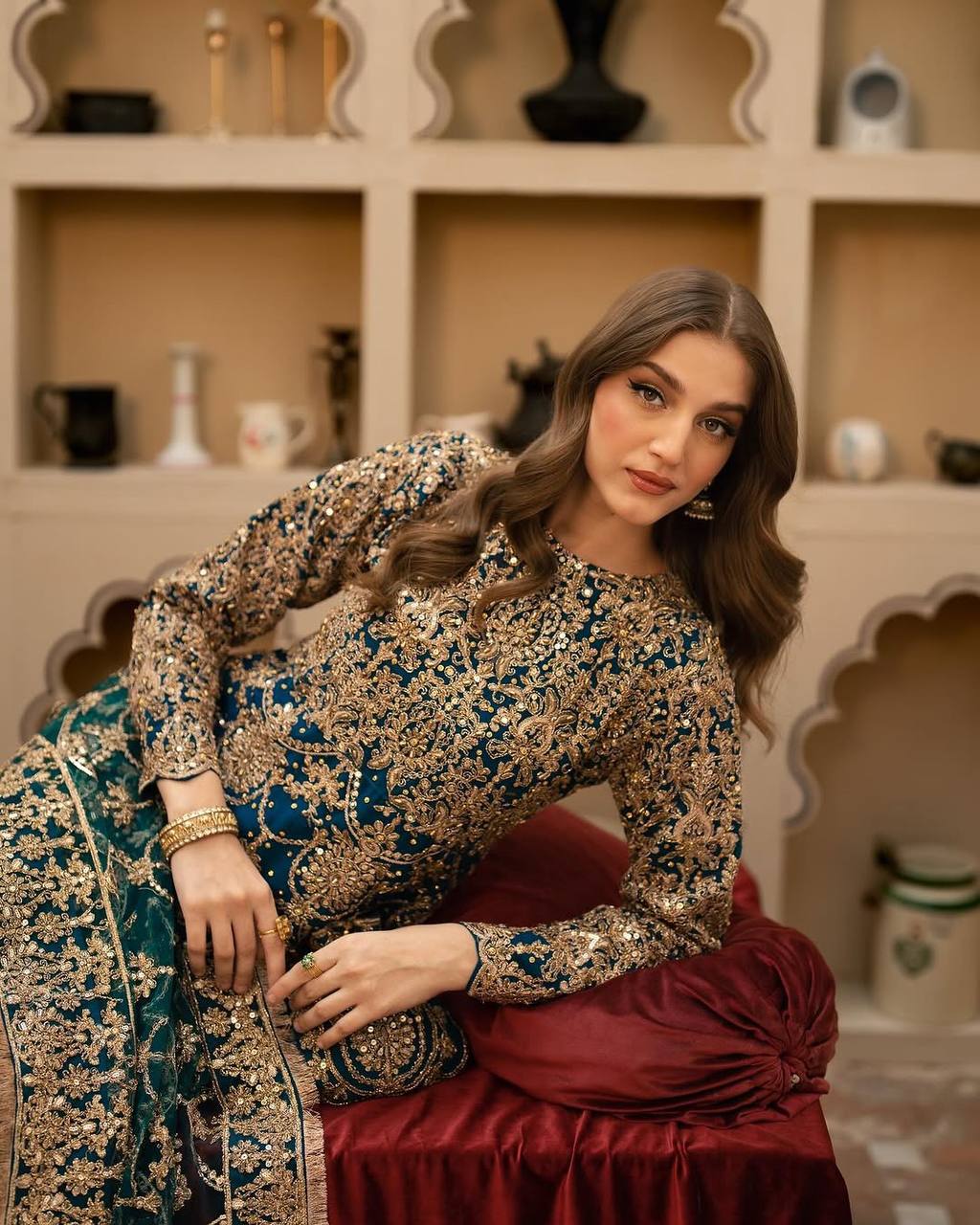 डिज़ाइनर पार्टी वियर लुक टॉप-प्लाज़ो और दुपट्टा हैवी एम्ब्रॉयडरी वर्क के साथ