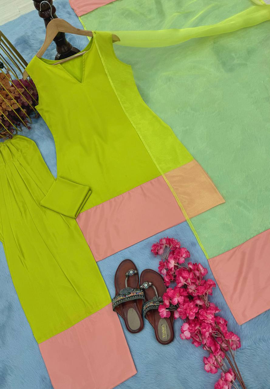 डिज़ाइनर पार्टी वियर लुक टॉप-प्लाज़ो और दुपट्टा