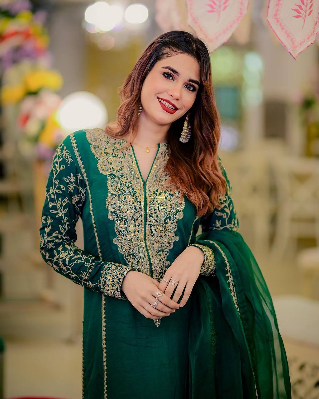 पार्टी वियर लुक डिज़ाइनर टॉप और बॉटम दुपट्टे के साथ