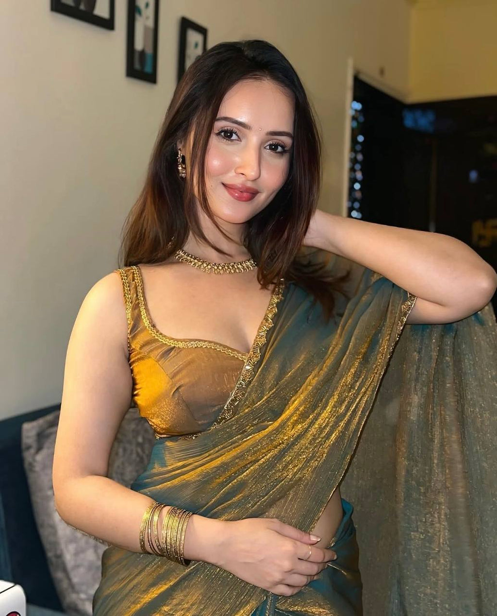 Party Wear Designer Saree With Beads Hand Pipe Work