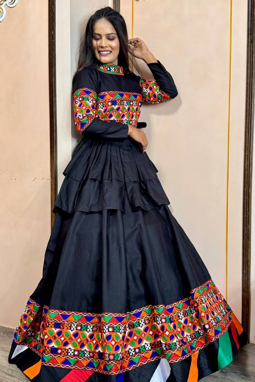 Beautiful Kediyu - Lehenga And Dupatta With Real Mirror Hand