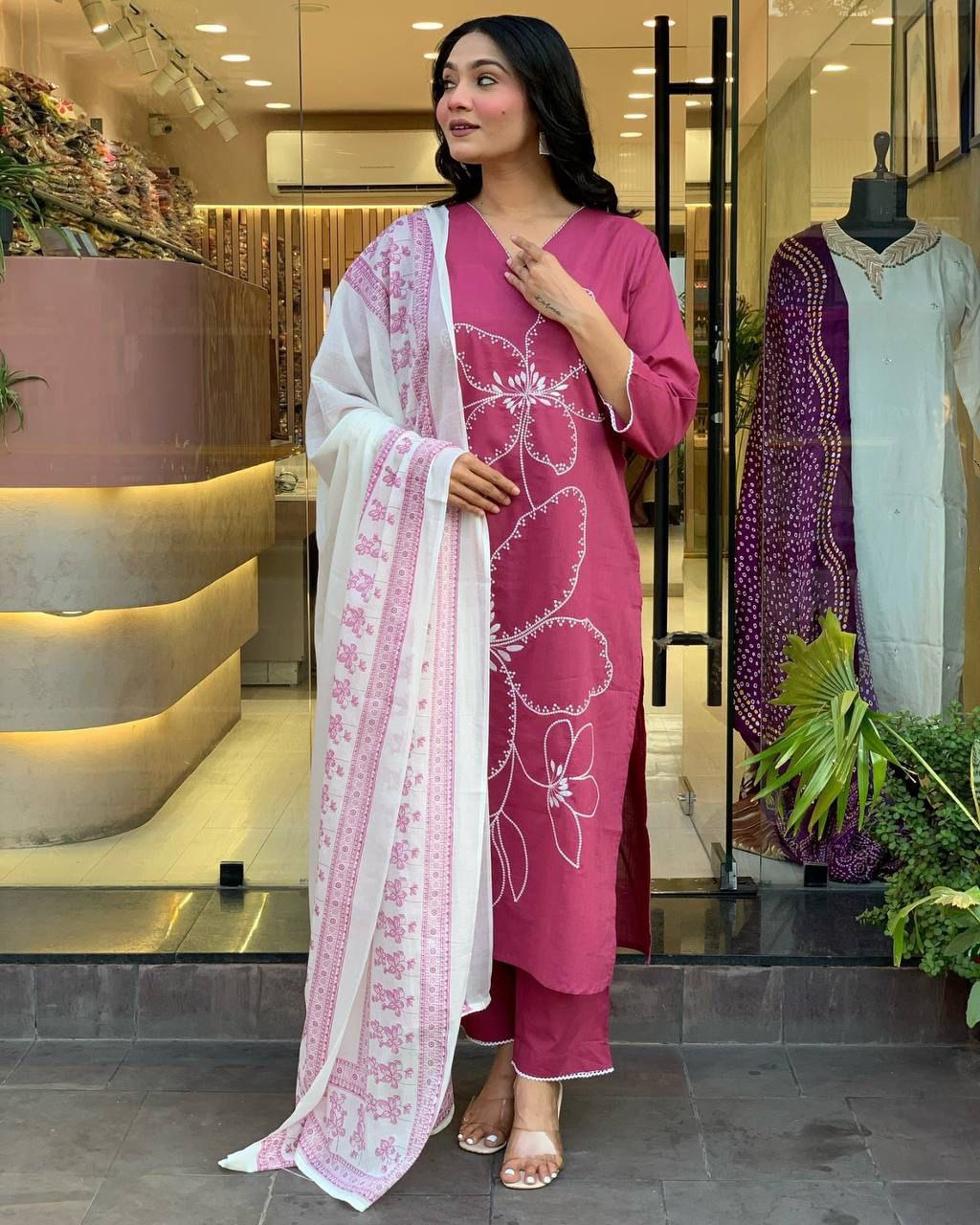 पार्टी वियर लुक टॉप और बॉटम विद दुपट्टा