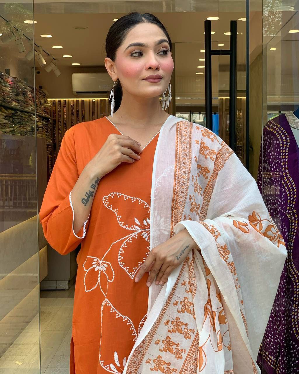 पार्टी वियर लुक टॉप और बॉटम विद दुपट्टा