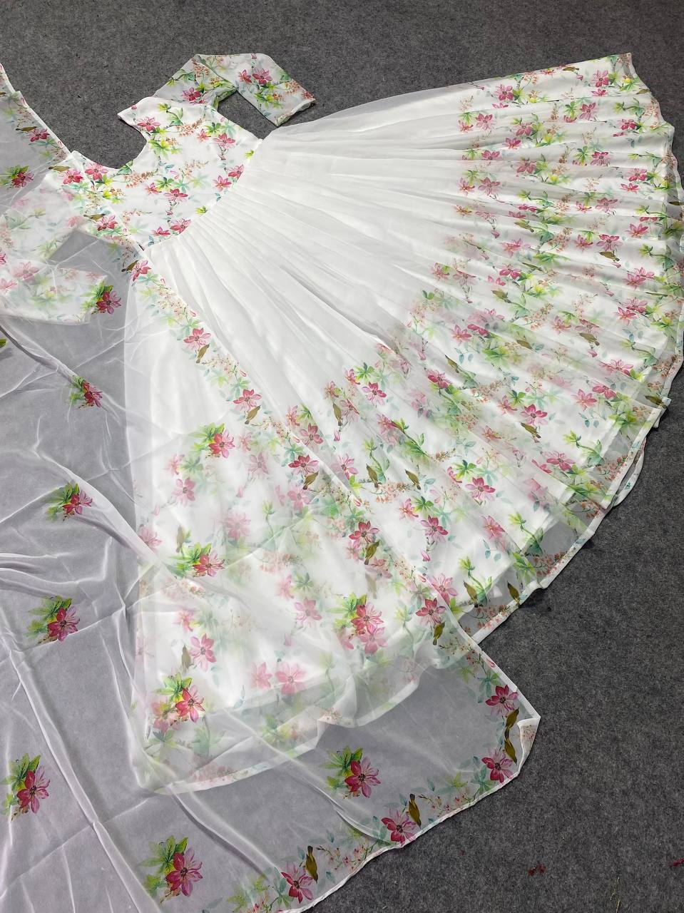 Designer Anarkali Gown And Pent With Dupatta In New Fancy Style