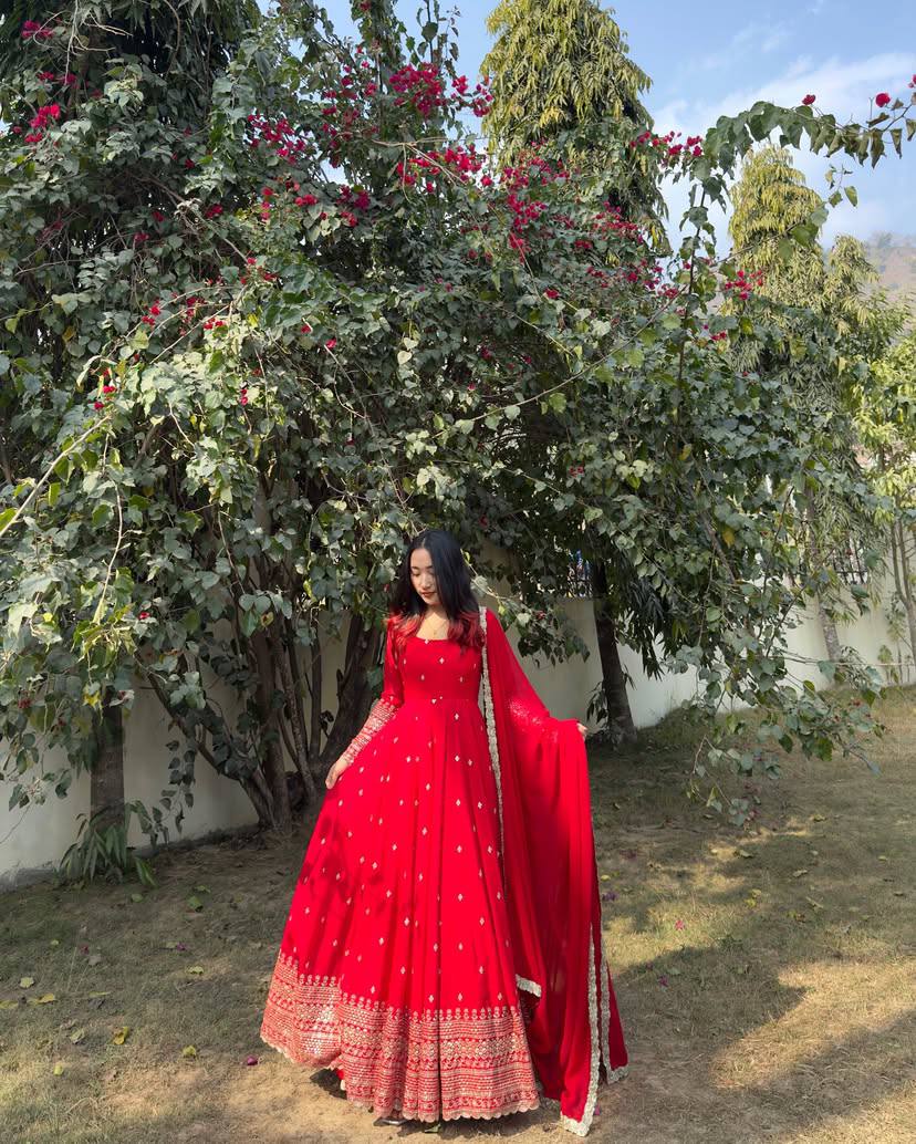 Party Wear Look Beautiful Gown And Dupatta