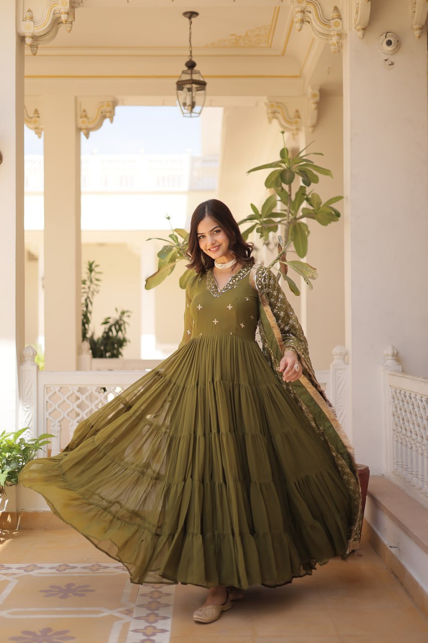 Designer Party Wear Gown With Embroidery Work
