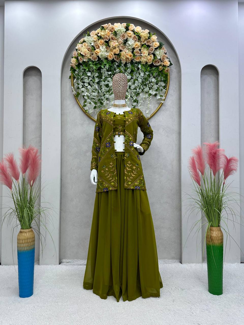 पार्टी वियर लुक डिज़ाइनर टॉप-प्लाज़ो और खूबसूरत दुपट्टा