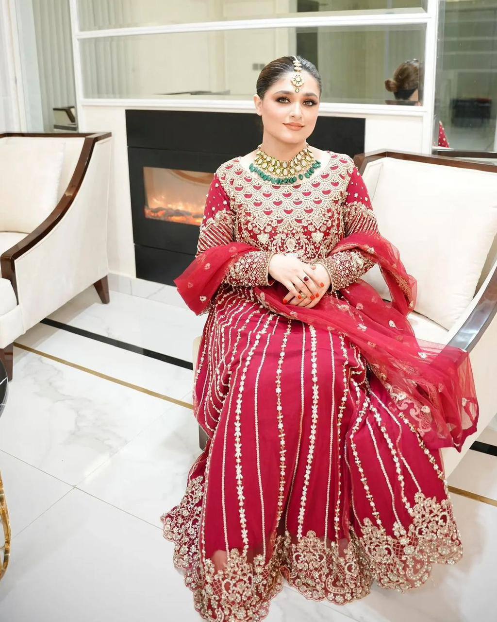 Party Wear Look Designer Gown And Beautiful Dupatta