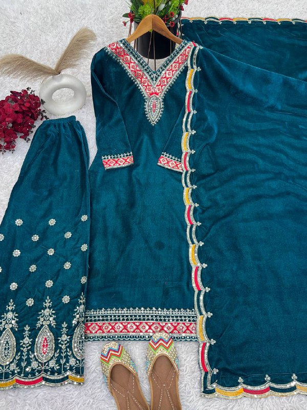 पार्टी वियर लुक टॉप-दुपट्टा और पूरी तरह से सिला हुआ बॉटम