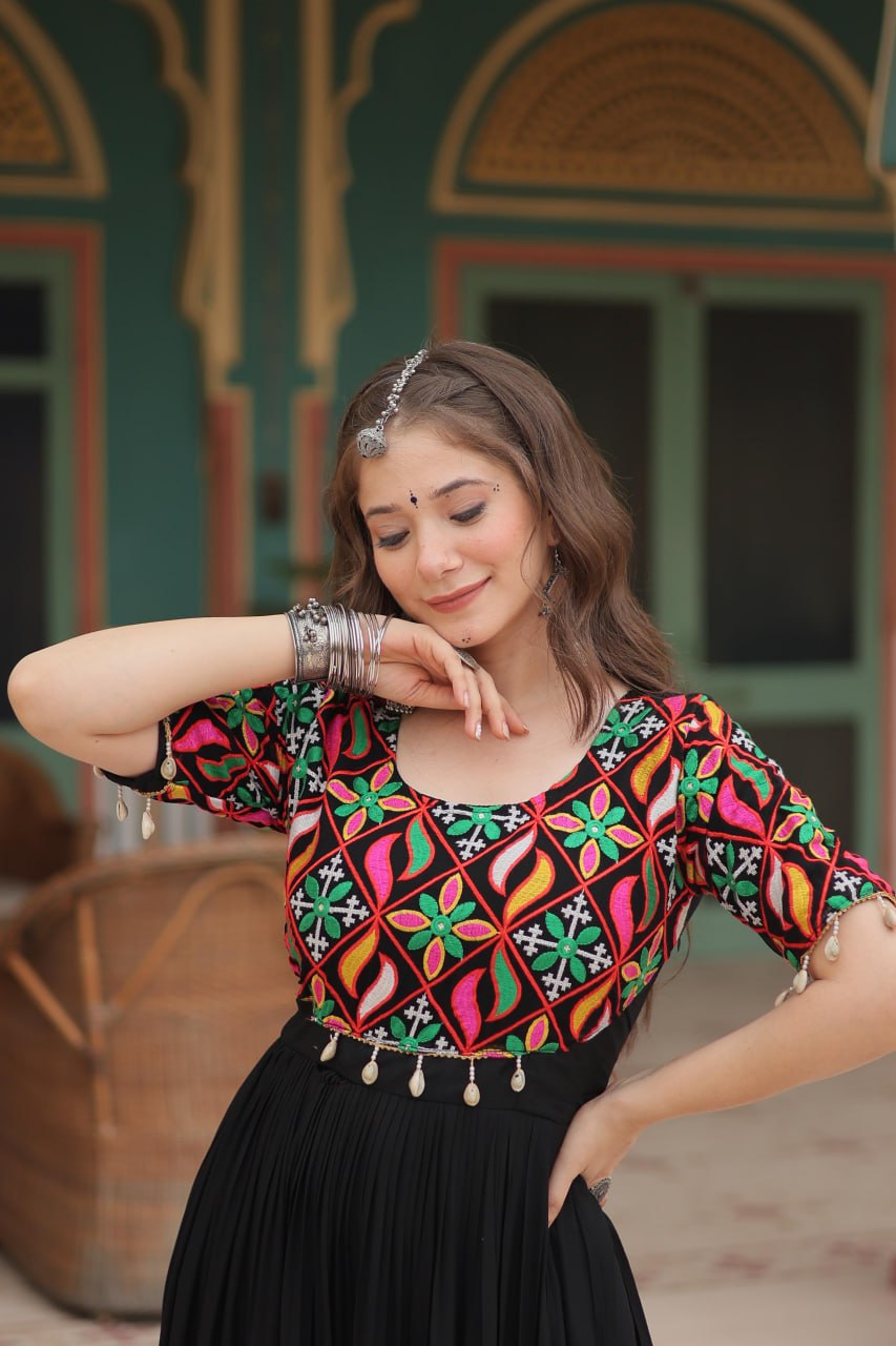 Navratri Special Gown With Kutchi Gamthi Kodi Work