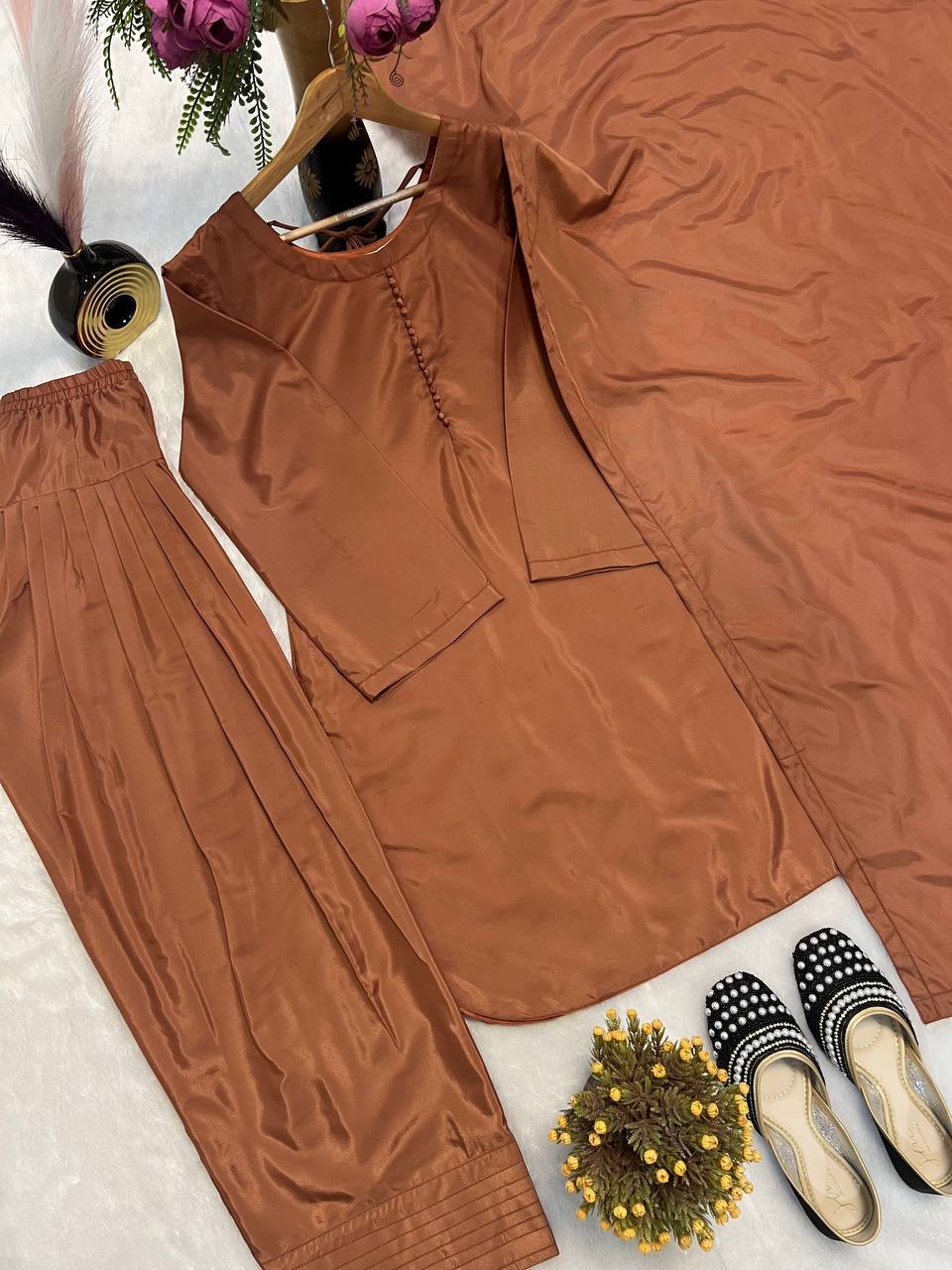 डिज़ाइनर पार्टी वियर लुक टॉप विद बॉटम और फैंसी दुपट्टा