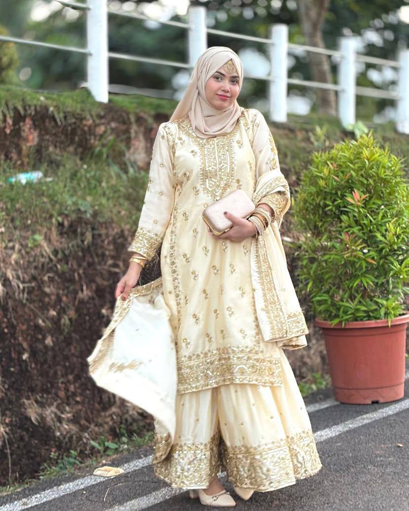 पार्टी वियर लुक डिज़ाइनर टॉप और बॉटम दुपट्टे के साथ