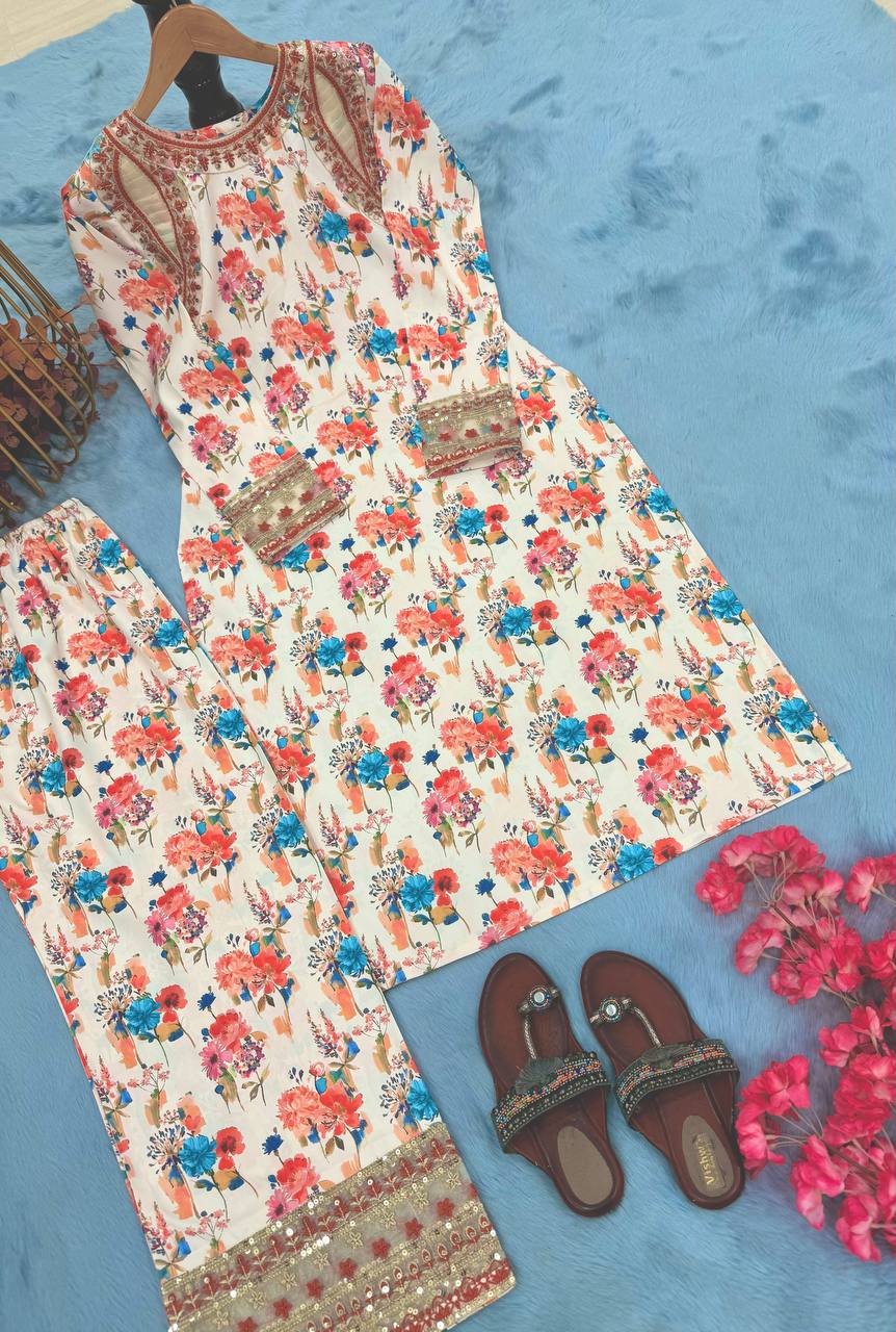 डिज़ाइनर पार्टी वियर लुक प्रिंटेड और कढ़ाई वाला को-ऑर्ड सेट