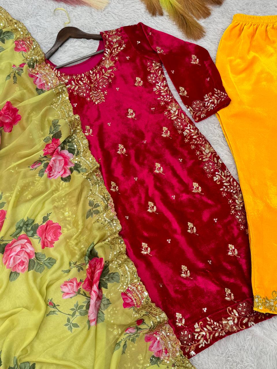 पार्टी वियर खूबसूरत टॉप-पेंट और दुपट्टा सीक्वेंस वर्क के साथ