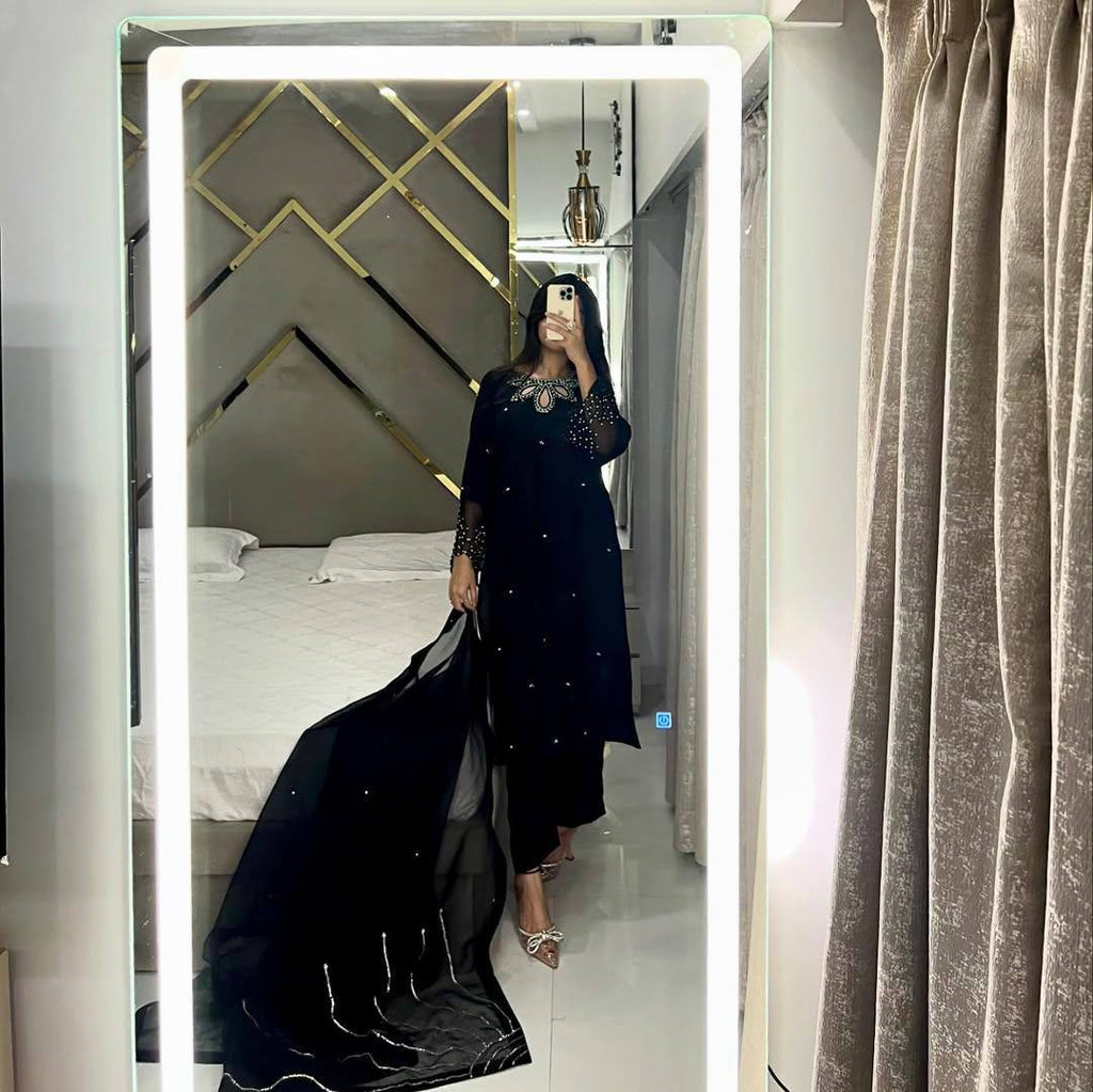 डिज़ाइनर पार्टी वियर लुक टॉप और बॉटम और खूबसूरत दुपट्टा