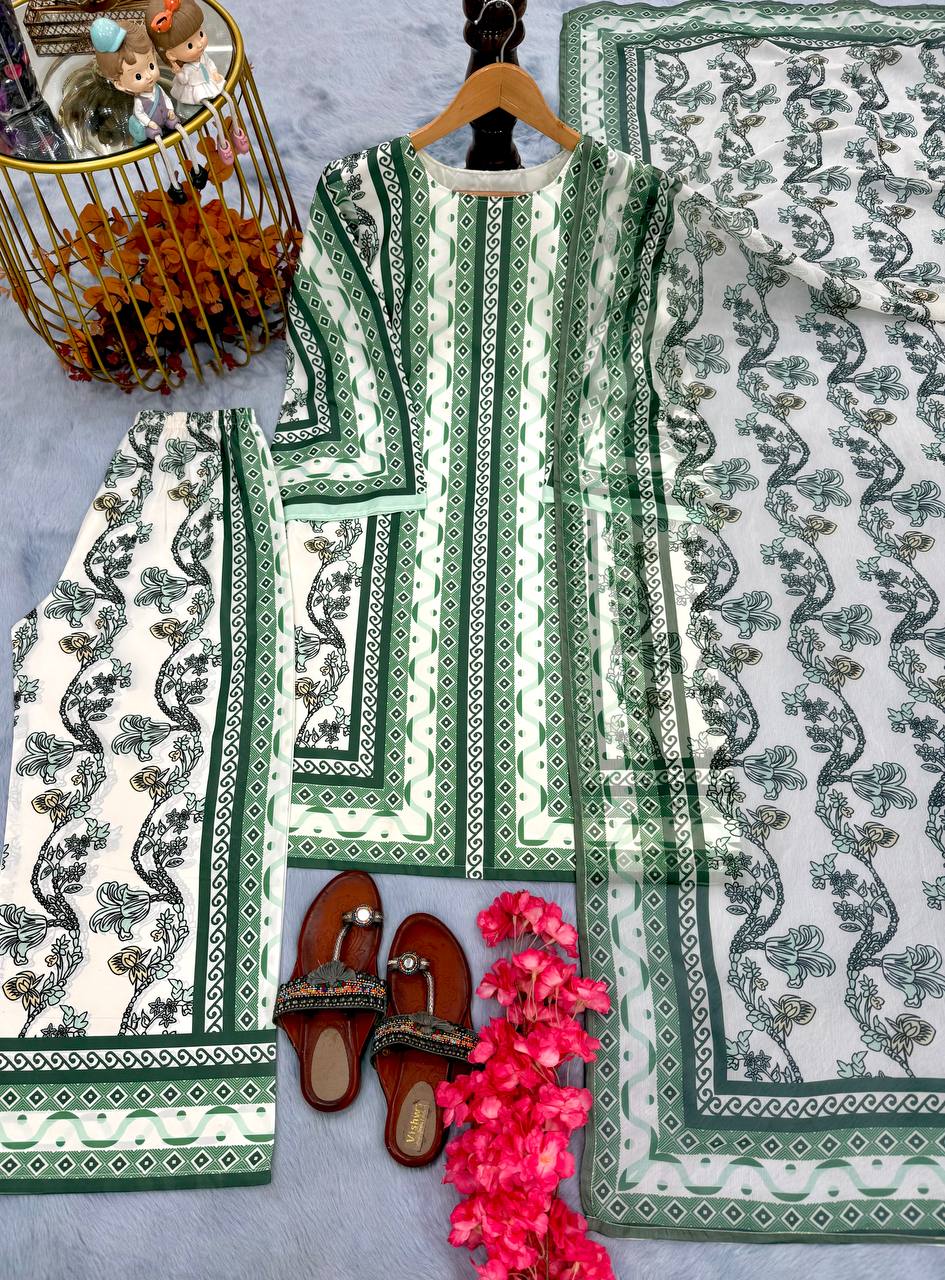 डिजिटल प्रिंट के साथ डिज़ाइनर पार्टी वियर लुक को-ऑर्ड सेट