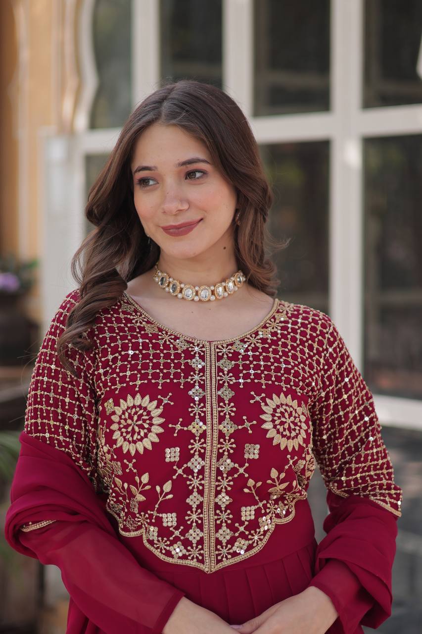 Party Wear Look Designer Gown With Embroidered Work