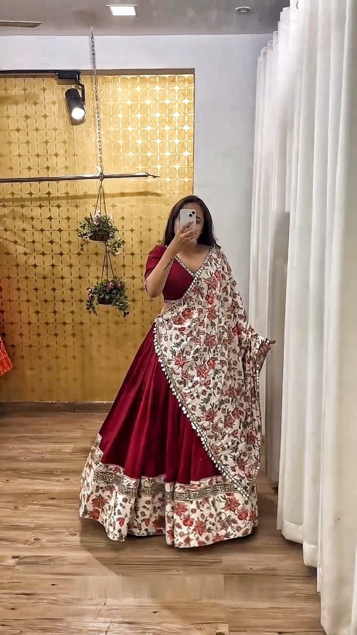 Beautiful Navratri Lehenga Choli With Beautiful Digital Print Work