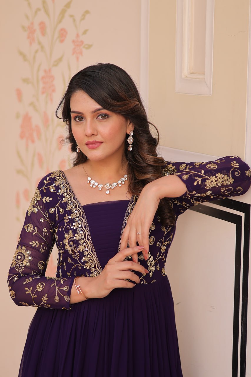 Party Wear Look Gown With Sequins & Zari Embroidered Work