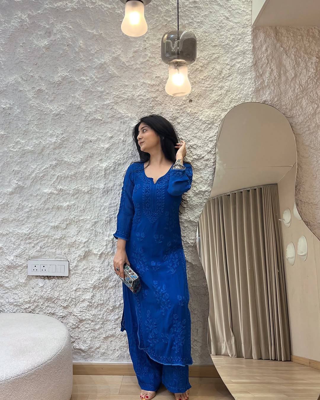 Beautiful Top And Bottom With Thread Embroidery Work