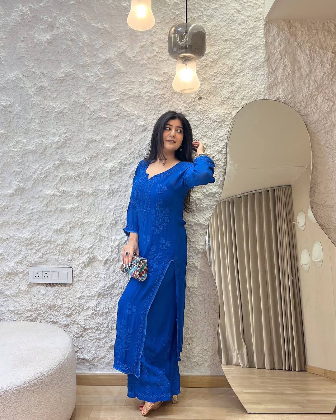 Beautiful Top And Bottom With Thread Embroidery Work